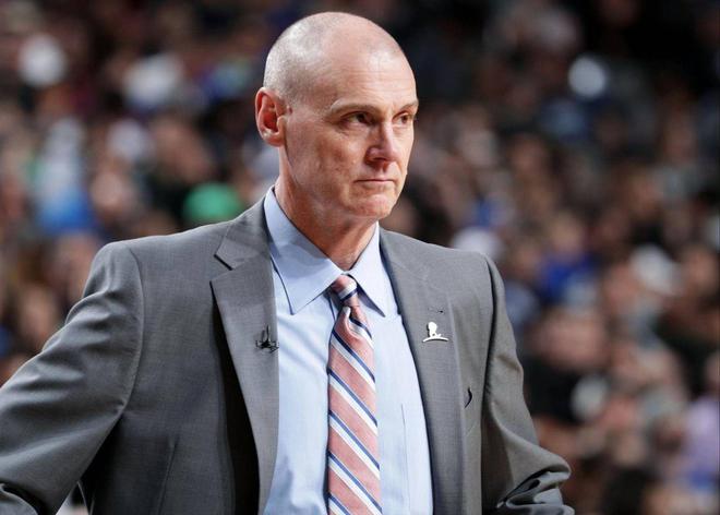 不可大意!卡莱尔执教独行侠时曾客场2-0领先被快船翻盘