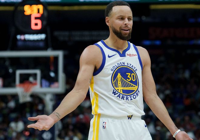 勇士113-121魔术 球员评价:2人优秀,2人及格,6人低迷