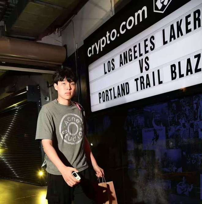 主帥解釋瀚森現(xiàn)狀：還是新秀不能打很長時間 要時間適應速度對抗