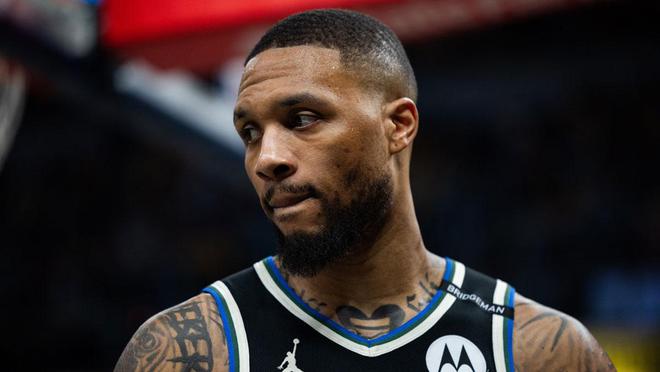 康复中,NBA内部人士在利拉德确认跟腱撕裂后谈及他的康复情况