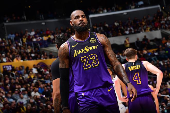 詹姆斯:老一辈球员过多抱怨如今NBA,让我们难以儿时眼光欣赏他们