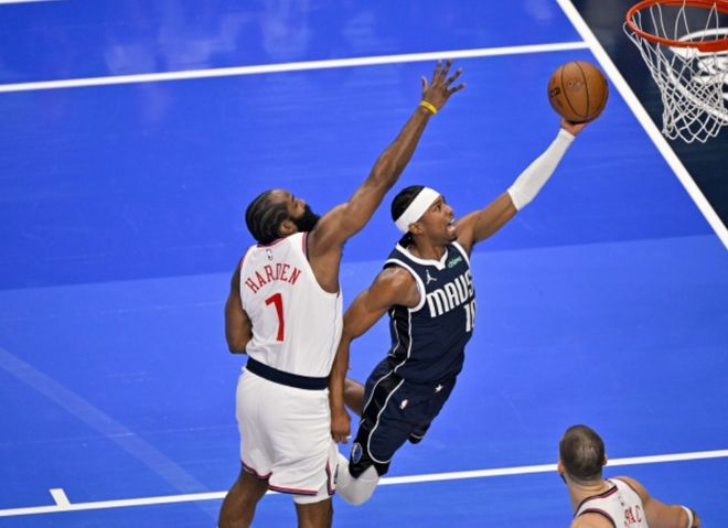 快船雙加時(shí)133-127獨(dú)行俠 球員評(píng)價(jià)：3人滿(mǎn)分，2人及格，5人崩盤(pán)