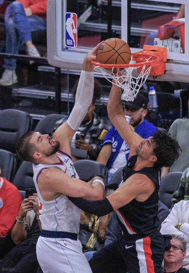 快船為什么戰(zhàn)勝開拓者？賽后盧指導一席話，說的非常實在