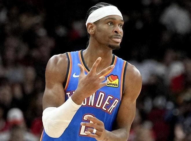 NBA三消息:总决赛4名加拿大人,太阳选择新帅,猛龙欲引进字母哥