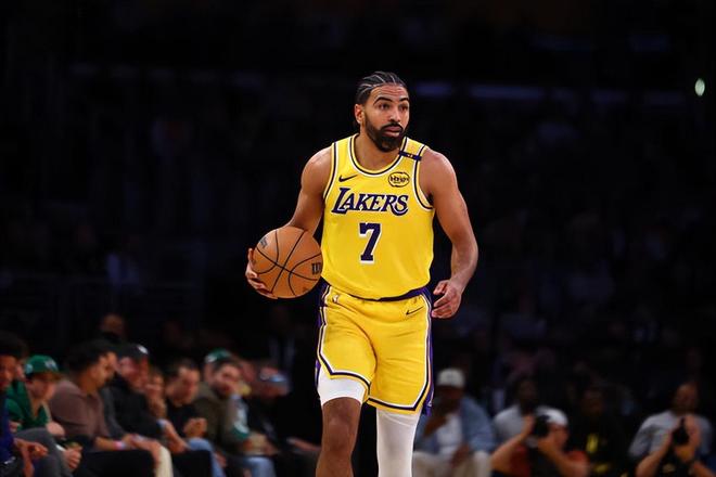 后場大將將缺席2-4周，湖人已經(jīng)快要處于無人可用的局面了？