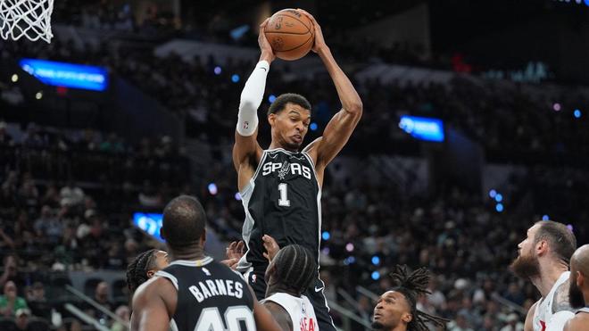 自豪，馬刺隊(duì)文班亞馬坦言獲得西部聯(lián)盟周最佳球員稱號(hào)的真實(shí)感受...