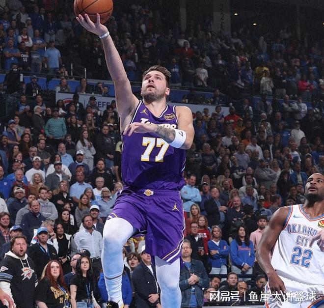 湖人29分慘?。啔v山大30+9，小里13分5失誤，東契奇被名嘴嘲諷