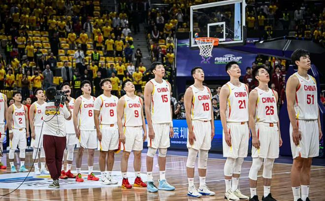 争议！中国男篮官宣集训大名单，得分王和助攻王再次落选