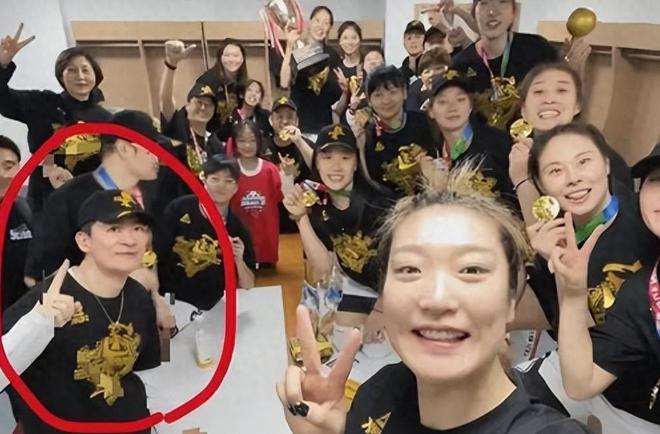 震惊！李梦缺席亚洲杯，背后真相是什么？