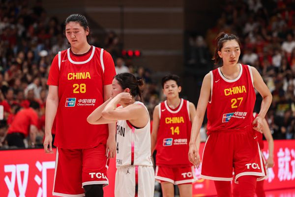 9分险胜到32分狂胜！中国女篮2方面值得点赞，张子宇仍然无解