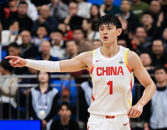 官宣！曾凡博缺席亞洲杯，郭士強(qiáng)損失兩名悍將，20歲新星意外撿漏