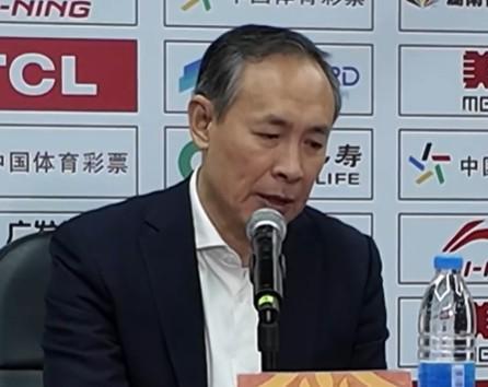 許利民：奧莫特表現不盡如人意；夏天選他因沒比他更好的也有小曾原因