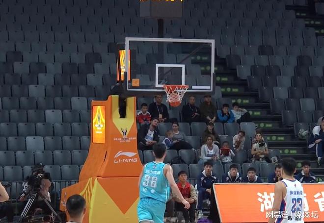 CBA杯八強先定2席！上海、山西各自獲勝晉級，香港、廣州被淘汰