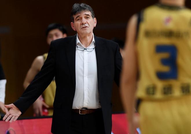 王世龍頂替貝帥成同曦主帥沖季后賽！但就這配置耐心培養(yǎng)新人吧！