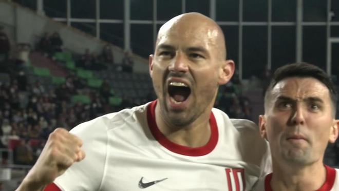 爆冷1戰(zhàn)！成都蓉城客場揚威，亞冠關(guān)鍵戰(zhàn)：爭議少年，成中超英雄