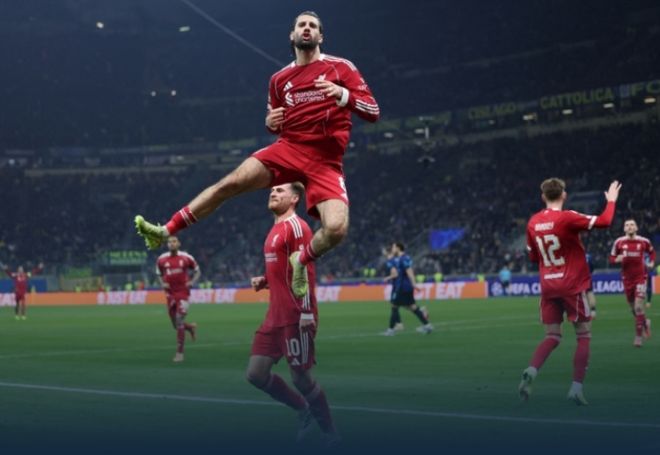 爭議判罰讓齊沃沉默！利物浦絕殺點(diǎn)球遭炮轟，歐冠出線形勢大亂