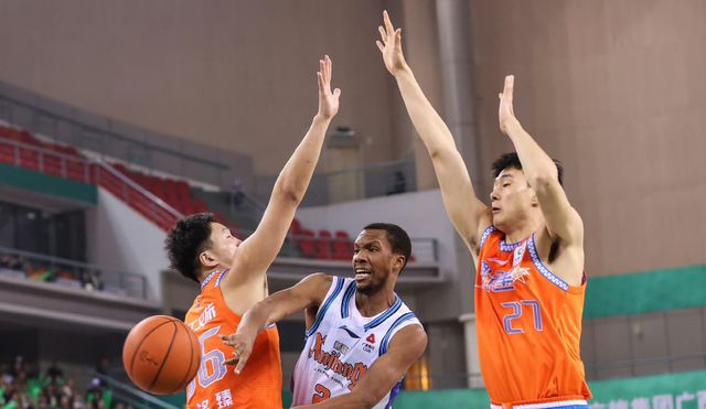 CBA最新消息！新疆男籃裁掉路易斯金，威爾斯或離開遼寧