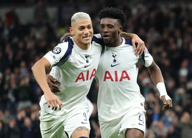 3球橫掃！2點(diǎn)球+1烏龍球，弗蘭克締造隊(duì)史神跡：歐冠主場4次零封