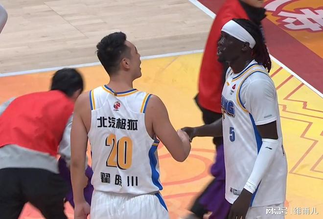 太適合廣東隊(duì)！CBA“黑又硬”鋒線或被裁掉，朱芳雨有望撿漏？