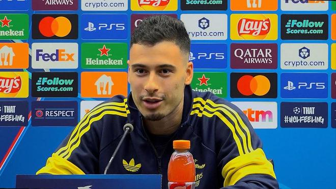 歐冠和英超有什么不同？馬丁內(nèi)利：英超有些球隊會擺大巴