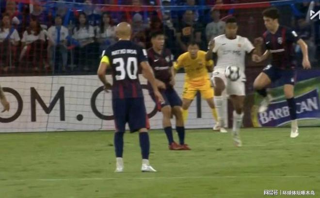 上海海港亞冠精英聯(lián)賽0:0戰(zhàn)平柔佛新山 6輪戰(zhàn)績?yōu)?平4負(fù)