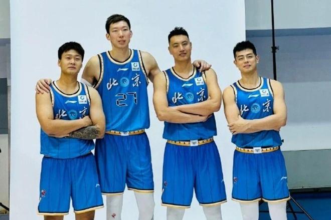 北京男籃首戰(zhàn)江蘇，周琦雷蒙復(fù)出趙睿因傷缺陣，勝負(fù)懸念不大！