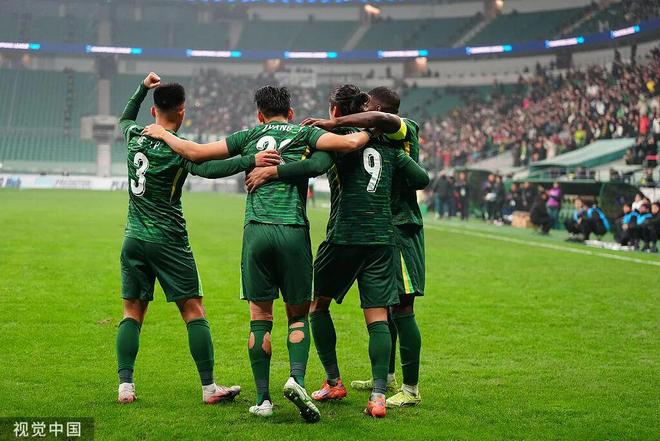 工體收官之夜！國(guó)安亞冠謝幕之戰(zhàn) 多人上演御林軍最后一舞