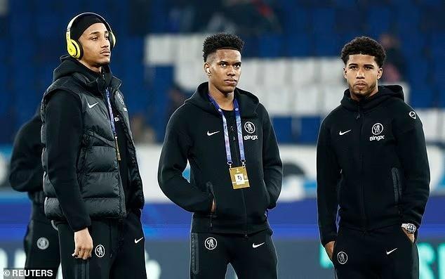 郵報：埃斯特旺對未能出戰本周歐冠感到失望