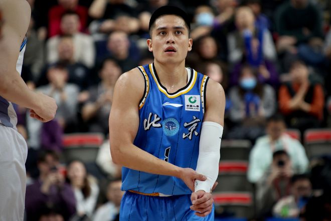 CBA第2輪最佳陣容：陳盈駿29+8+7三分領(lǐng)銜 王嵐嵚19分上榜