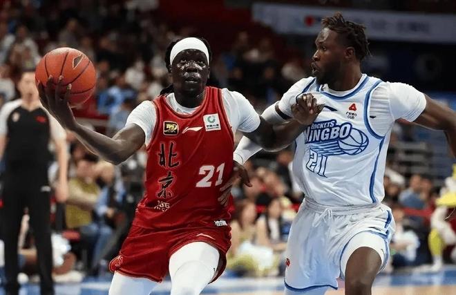 又花冤枉錢？CBA新賽季的四大水貨外援，他們坑了沖冠球隊(duì)