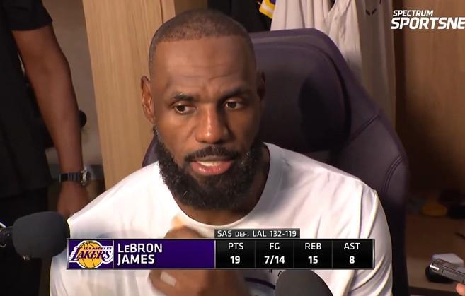 詹姆斯：我不在乎NBA杯，有沒有它都無所謂，我就是喜歡打球