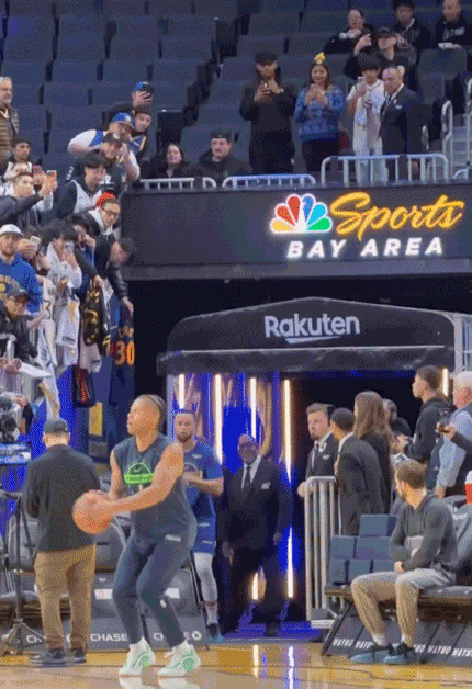 空砍39+5+5！库里复出首秀！勇士正式放弃库明加