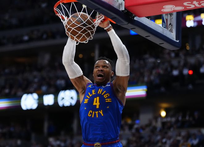 就在今天，36岁威少爆发了，成为79年NBA季后赛第一人