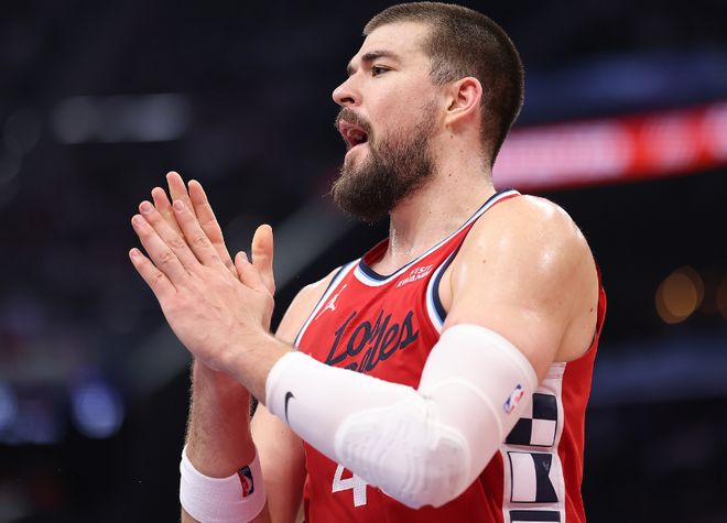 快船113-115火箭 球員評(píng)價(jià)：祖巴茨滿分，5人及格，3人低迷