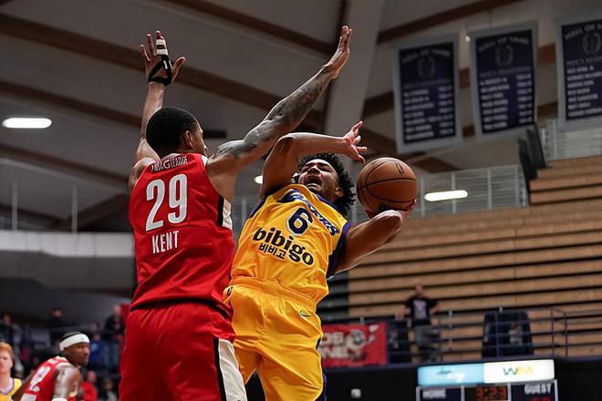 瘋狂砍下42分！湖人二隊后場新星估計很快就能重返NBA賽場？