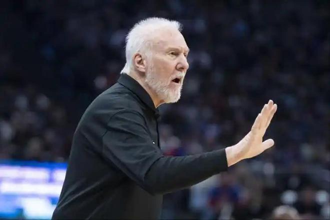 杨毅评选波波维奇为NBA历史最伟大教练！带出的明星高徒比比皆是