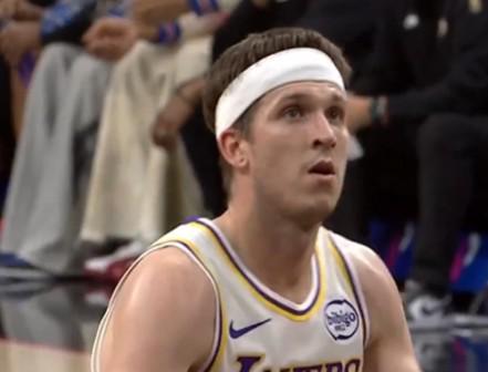 76人解說：如果你看NBA比賽，你就知道湖人隊很容易獲得罰球