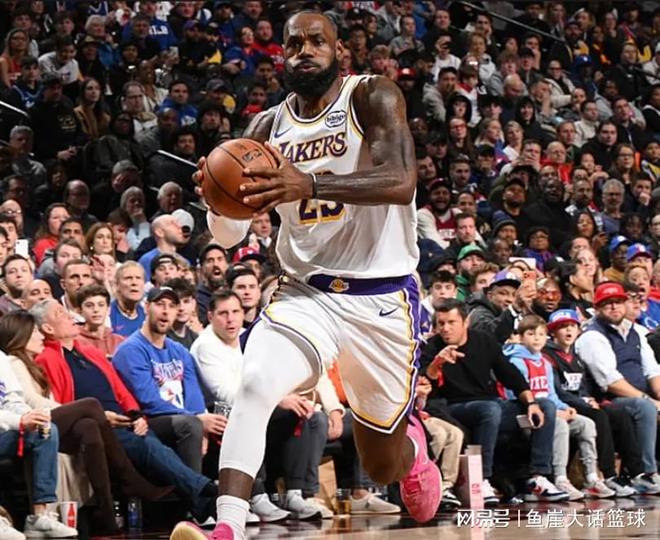 76人108-112湖人！比贏球更重要的是，詹姆斯29+7發生了兩大變化