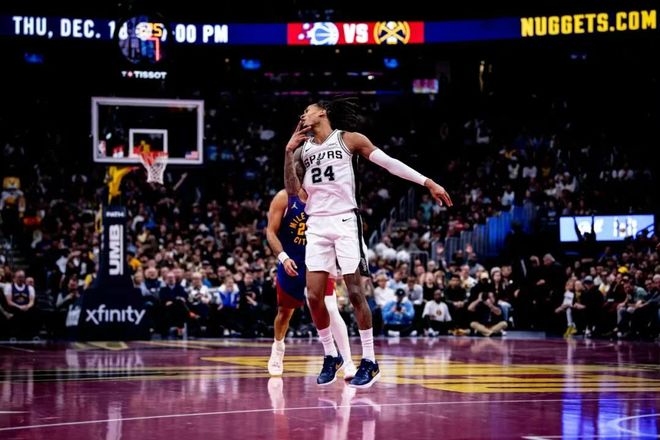 真大腿！關鍵17分+罰球絕殺，5年1.35億，這錢花得值啊