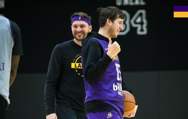 湖人冲击NBA杯西决！雷迪克：限制福克斯突破