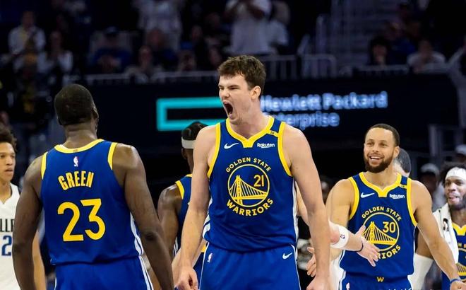 102-105！這就是波斯特和格林的區(qū)別，勇士第一防守球員已有答案