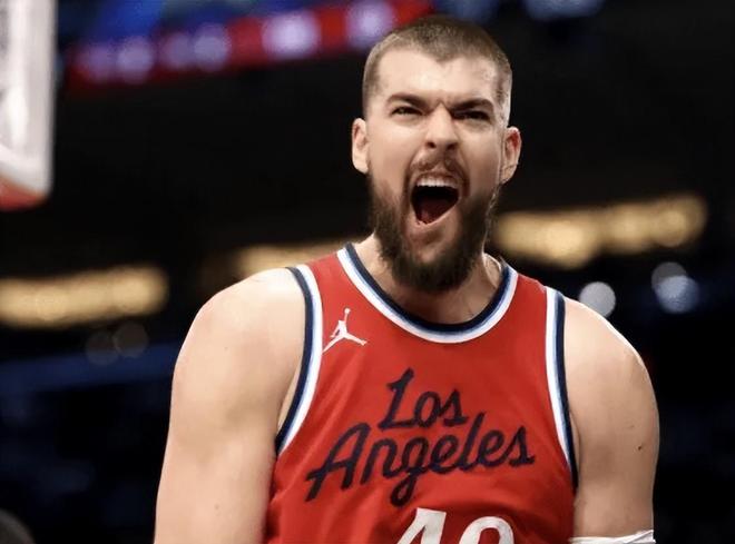 最后時(shí)刻喂飯！快船惜敗火箭！祖巴茨拾巔峰，哈登倫納德無決勝球