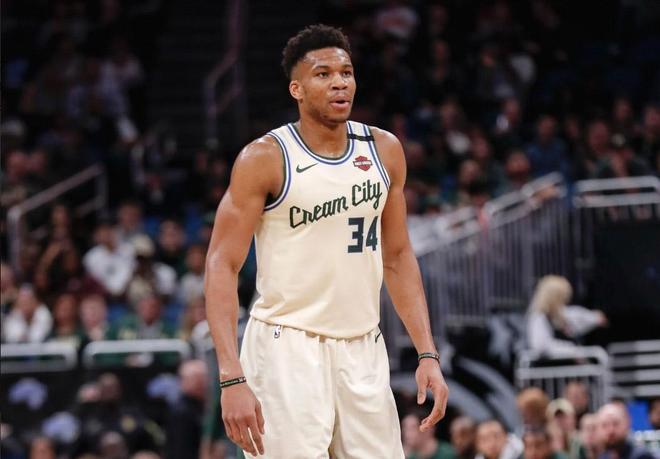 Shams：字母哥對雄鹿陣容心存疑慮；曾明確表示希望加盟尼克斯