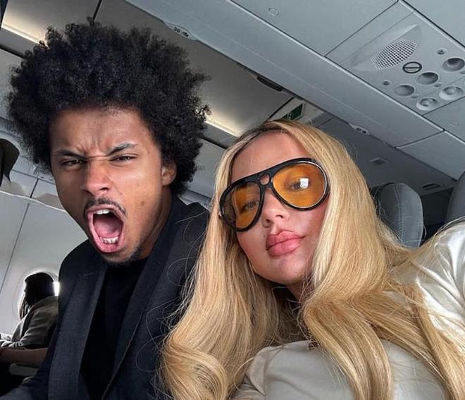 圖片報：阿德耶米是曼聯引援目標，他的妻子希望去歐洲大城市