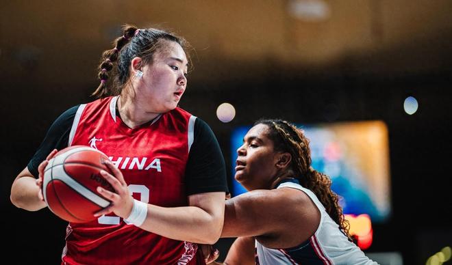 晚上9點官宣！中國女籃公布最新大名單：劉禹彤入選，楊舒予領銜