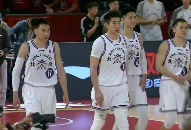 北控男籃險勝深圳，裏勒複出31+5+5，廖三寧16+4+4賀西寧僅10分