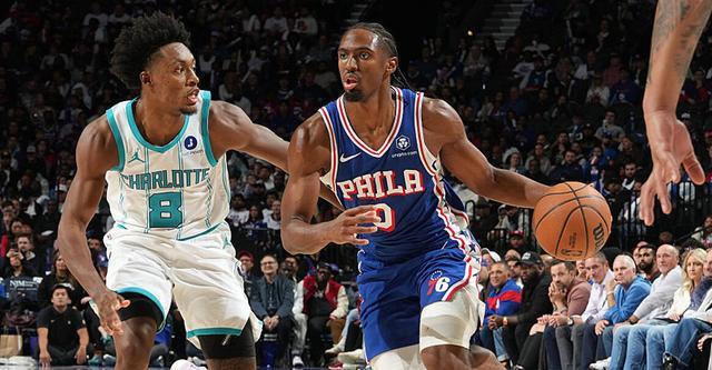 马克西28+9三球27+9+8 76人险胜黄蜂