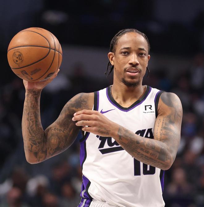 德罗赞：湖人46次罚球，我们才18次，感觉该吹的犯规没吹