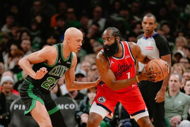 單節7記三分，拿了庫裏投籃包？21+9，楊瀚森率隊險些逆轉！