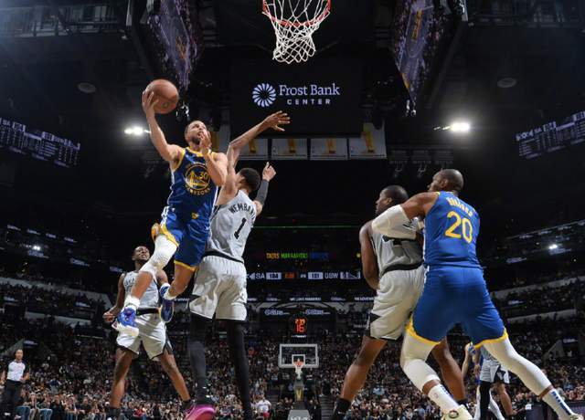 09雙雄同爆發！庫里轟49分創3大神跡，哈登40+三雙創4大紀錄